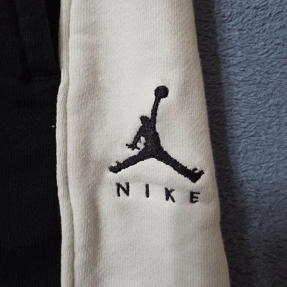Nike Air Jordan Jumpman XL Men’s Fleece Shorts Black White DA7204-010